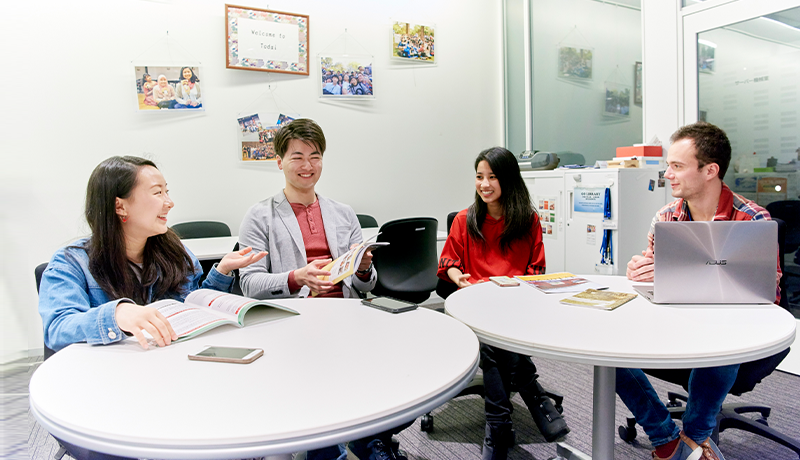 哪里可以买斯诺克竞猜下载官网 そして大きな紫の封印に紫の憤怒のエネルギーが集まった